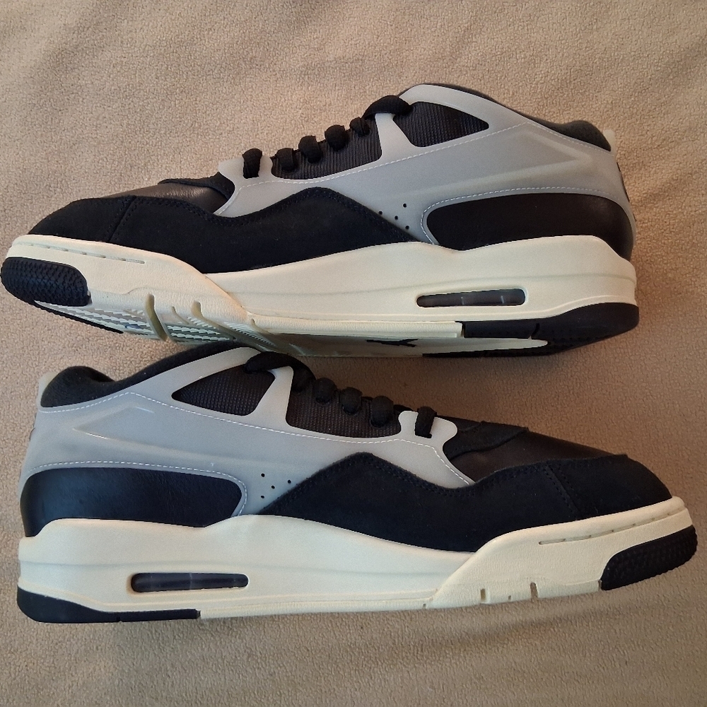 Jordan 4 Rm Black Sail - Picture 2 of 6